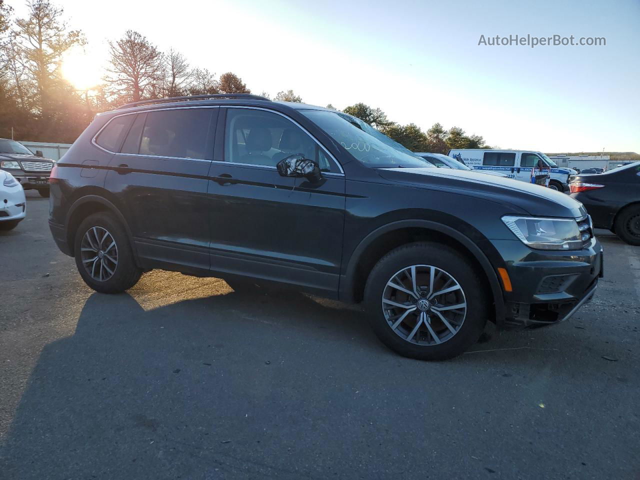 2019 Volkswagen Tiguan Se Green vin: 3VV2B7AX1KM162647