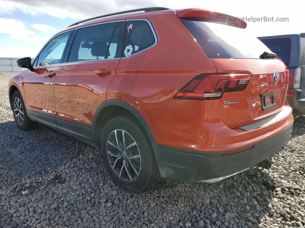 2019 Volkswagen Tiguan Se Оранжевый vin: 3VV2B7AX1KM199777