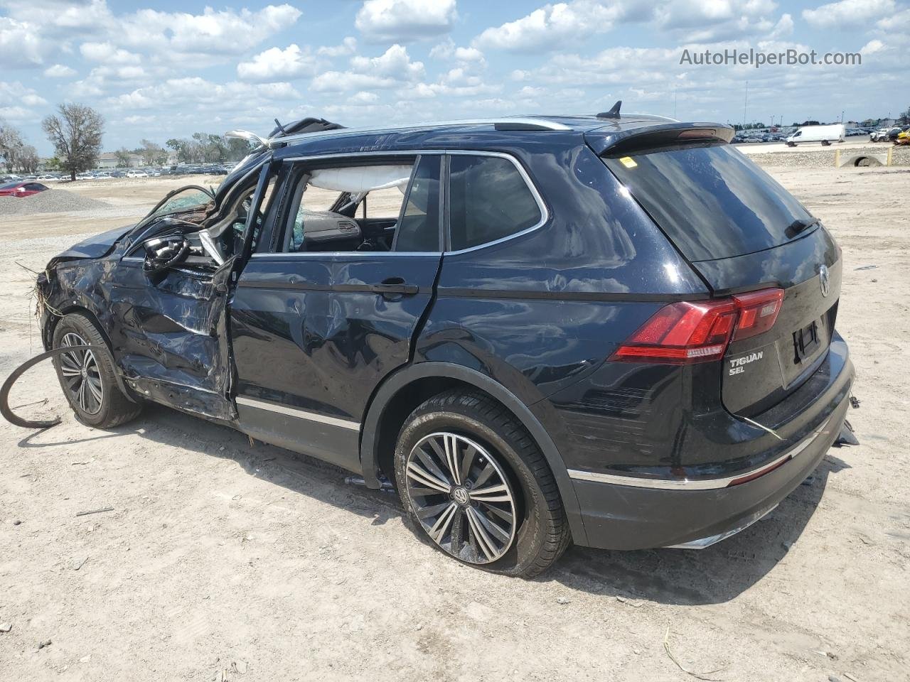 2018 Volkswagen Tiguan Se Black vin: 3VV2B7AX2JM073538
