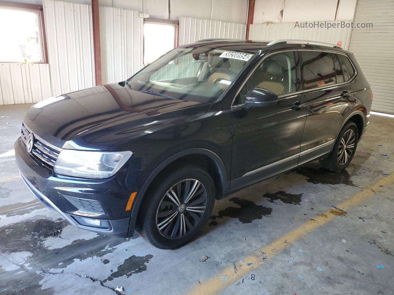 2018 Volkswagen Tiguan Se Black vin: 3VV2B7AX2JM209778