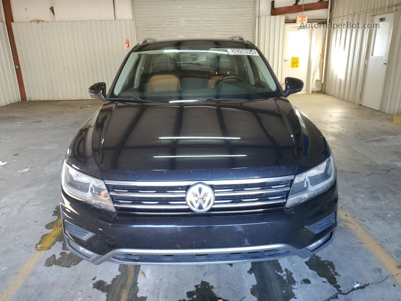 2018 Volkswagen Tiguan Se Black vin: 3VV2B7AX2JM209778