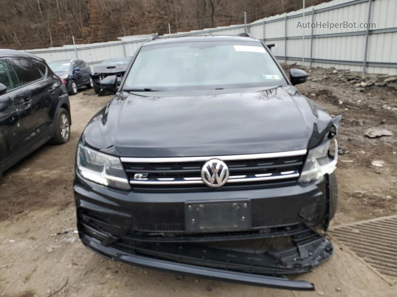 2019 Volkswagen Tiguan Se Черный vin: 3VV2B7AX2KM090938