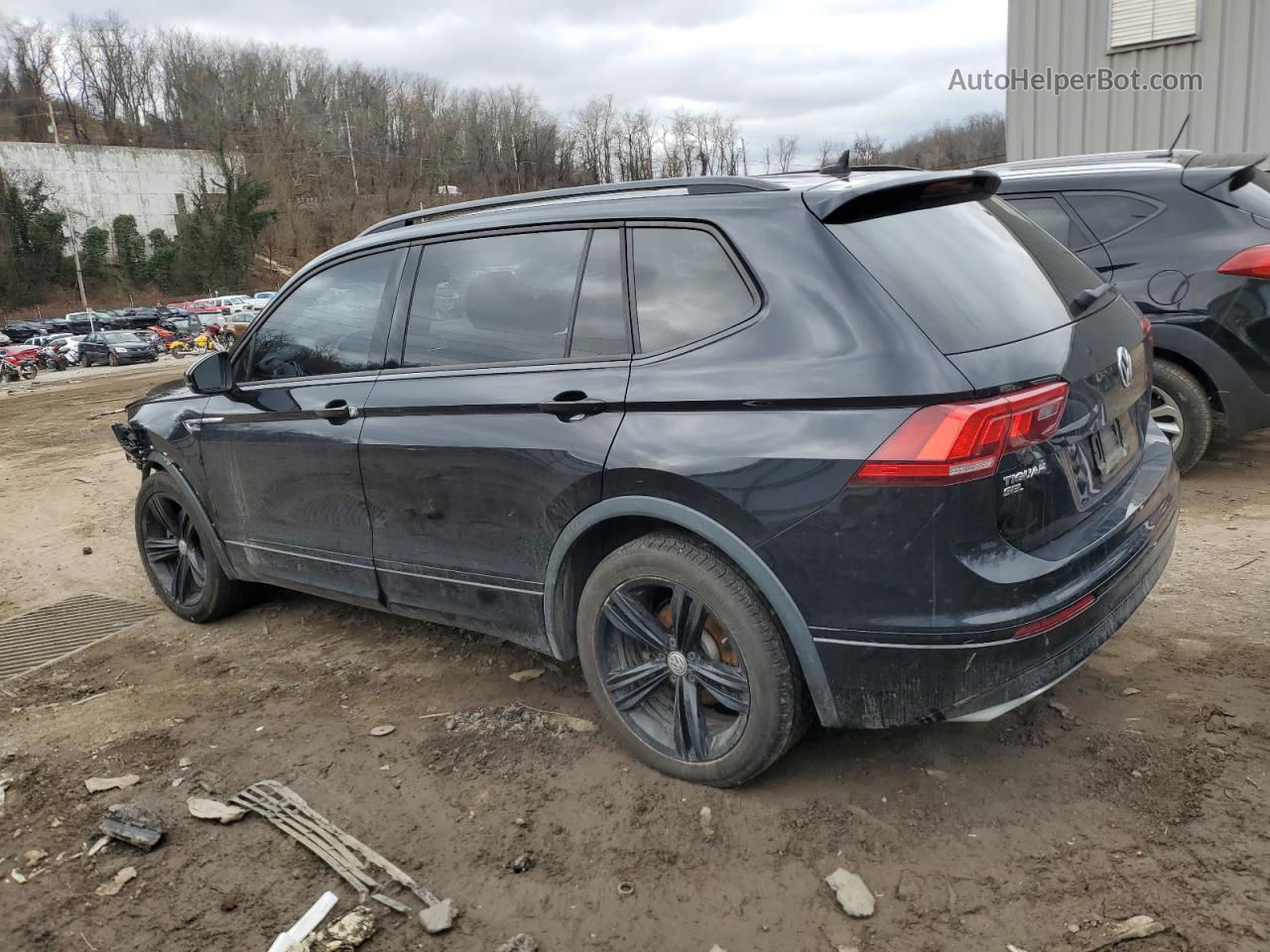 2019 Volkswagen Tiguan Se Черный vin: 3VV2B7AX2KM090938