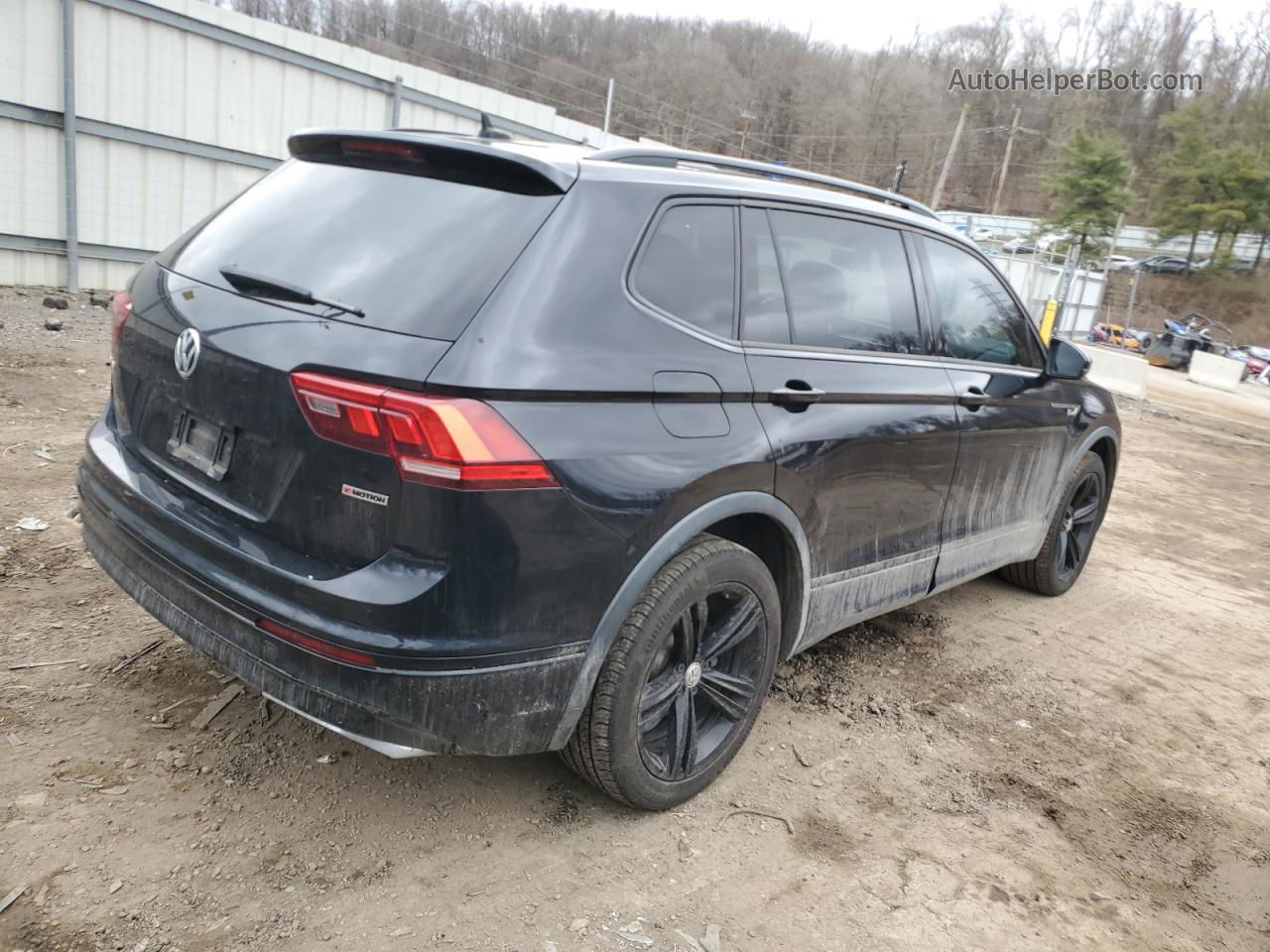 2019 Volkswagen Tiguan Se Black vin: 3VV2B7AX2KM090938