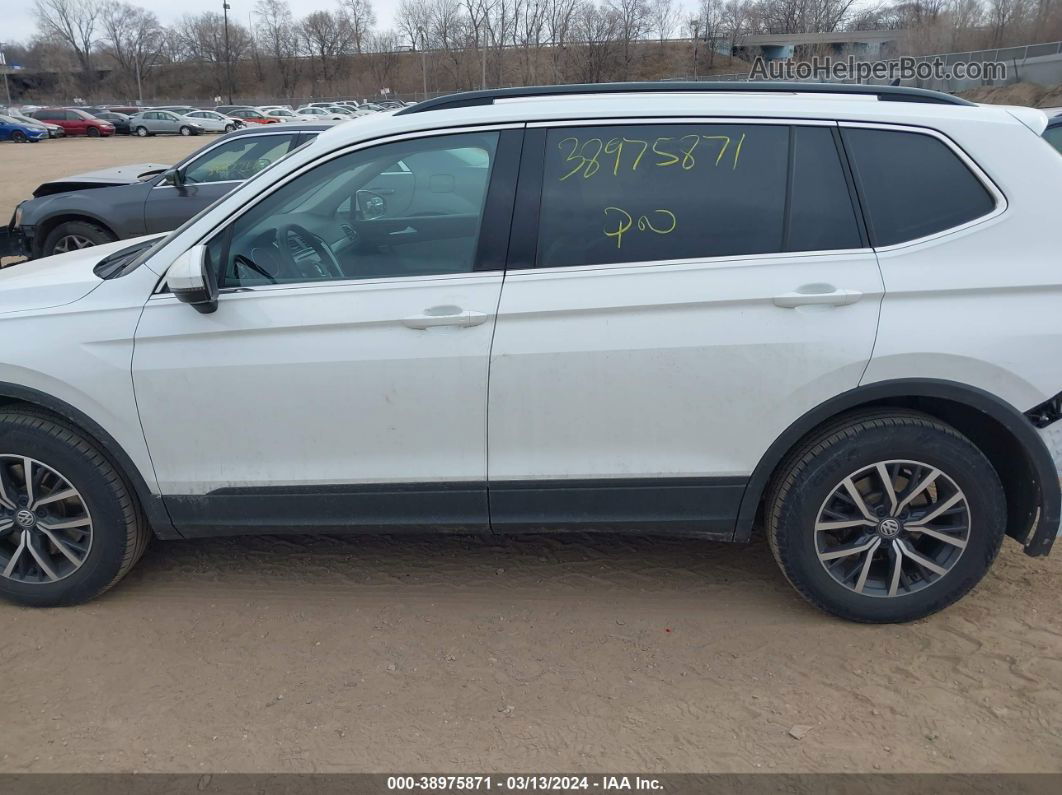 2019 Volkswagen Tiguan 2.0t Se/2.0t Sel/2.0t Sel R-line/2.0t Sel R-line Black White vin: 3VV2B7AX2KM163337