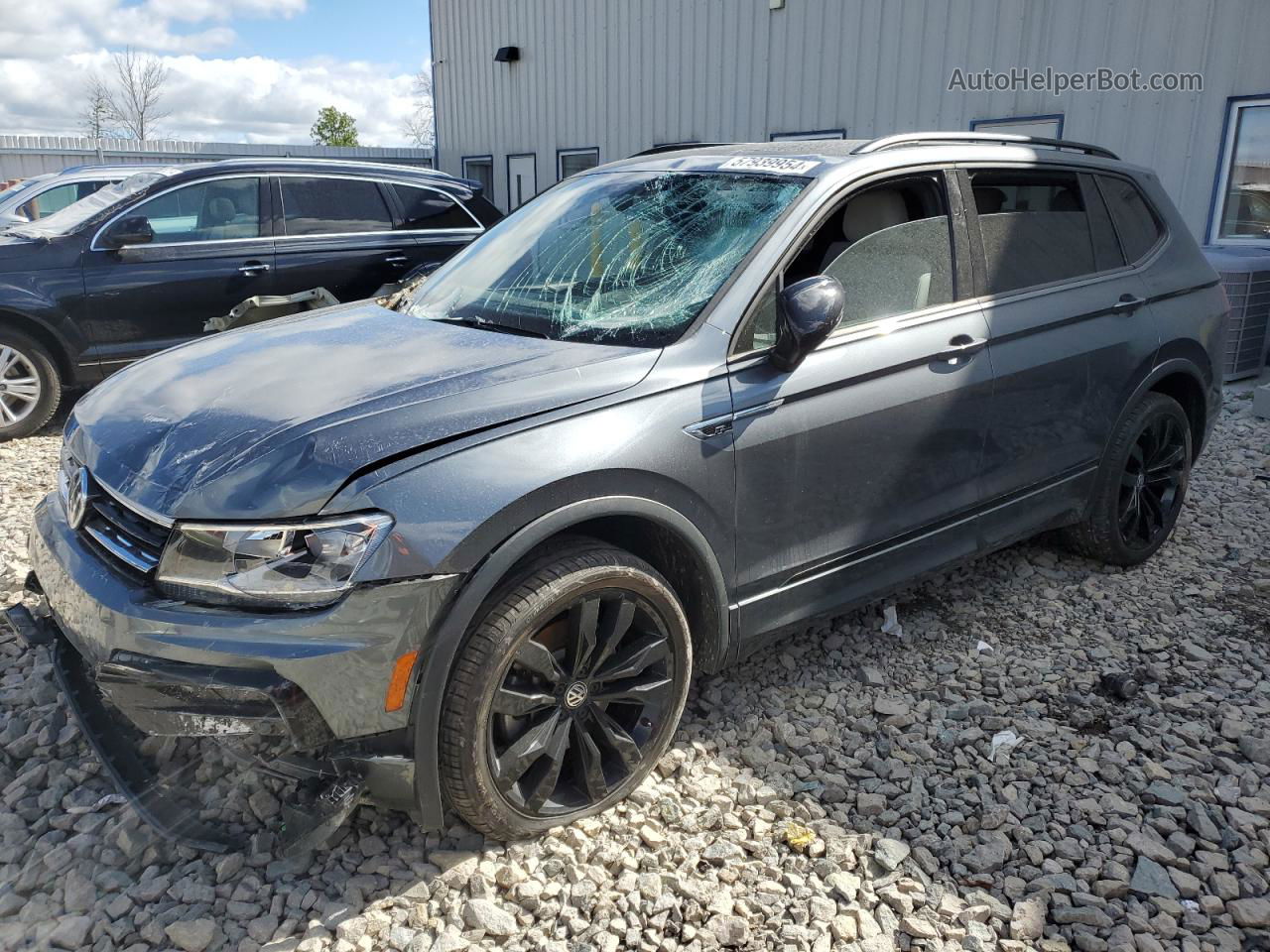 2021 Volkswagen Tiguan Se Gray vin: 3VV2B7AX2MM094877