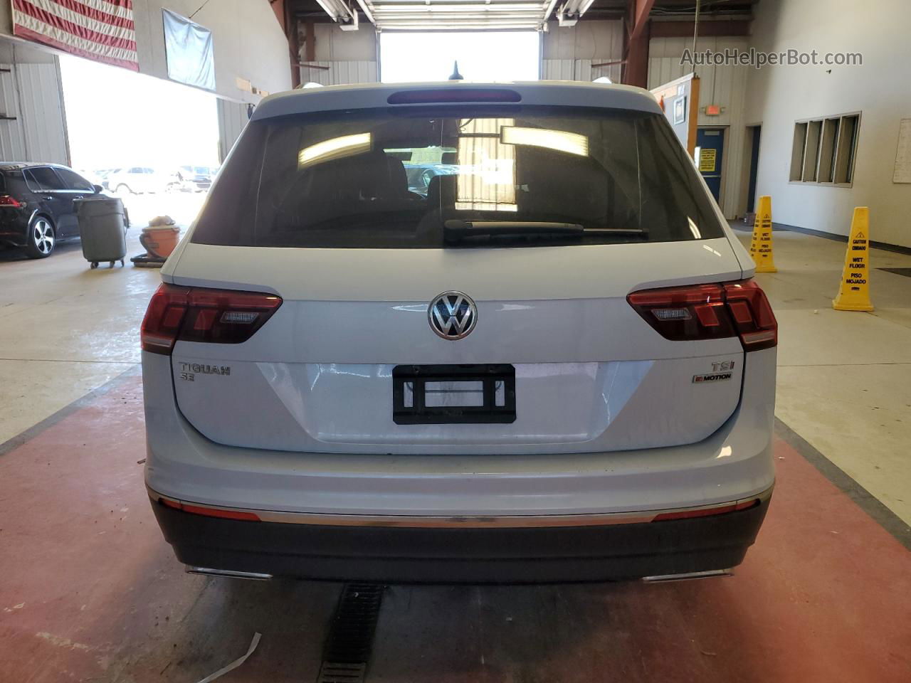 2018 Volkswagen Tiguan Se White vin: 3VV2B7AX3JM094933