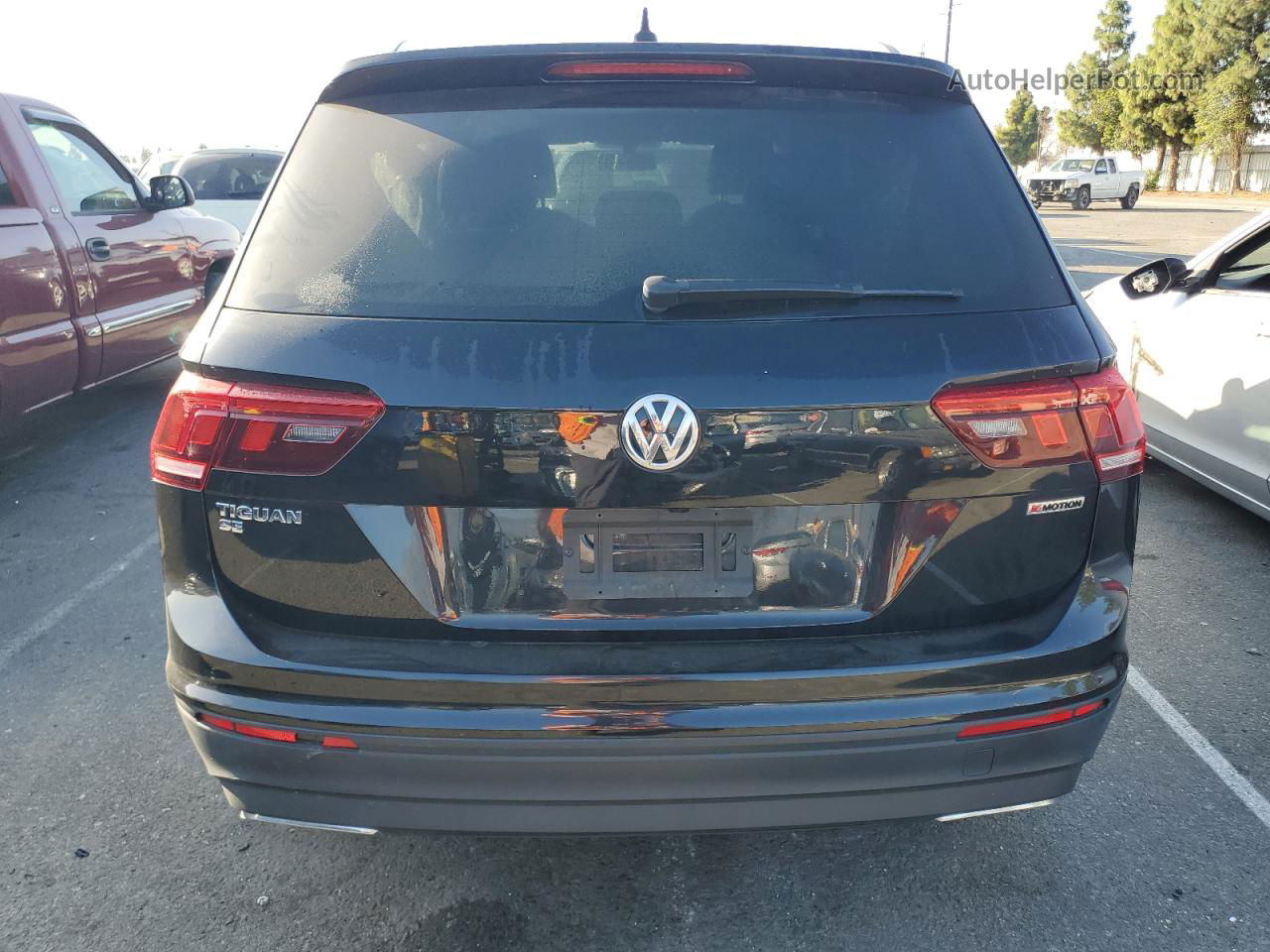 2019 Volkswagen Tiguan Se Black vin: 3VV2B7AX3KM040257