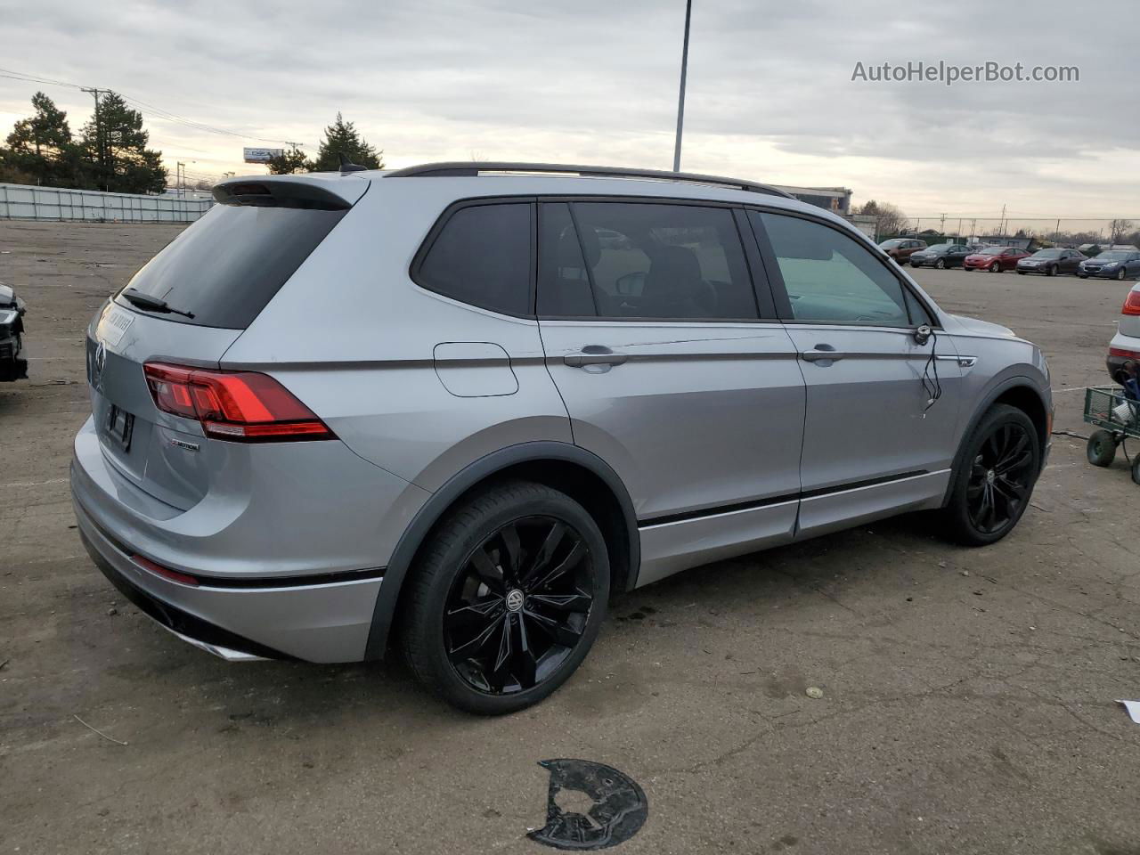 2021 Volkswagen Tiguan Se Серебряный vin: 3VV2B7AX3MM102422