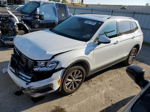 2018 Volkswagen Tiguan Se White vin: 3VV2B7AX4JM010151