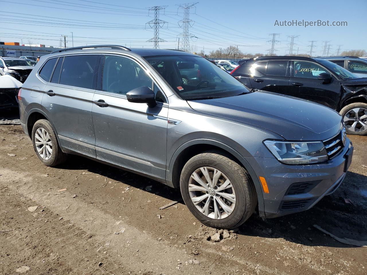 2018 Volkswagen Tiguan Se Gray vin: 3VV2B7AX4JM048446