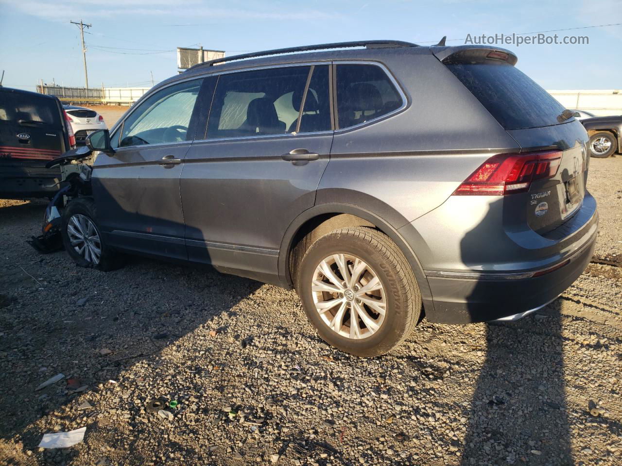 2018 Volkswagen Tiguan Se Gray vin: 3VV2B7AX4JM185029