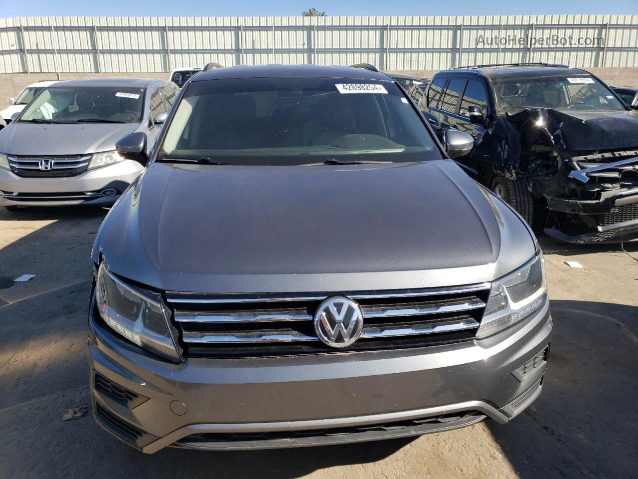 2019 Volkswagen Tiguan Se Угольный vin: 3VV2B7AX4KM105763