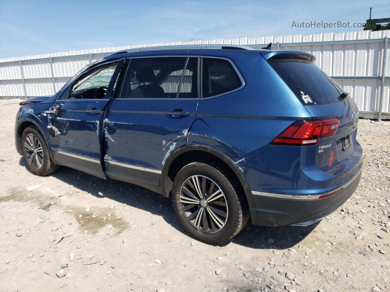 2019 Volkswagen Tiguan Se Синий vin: 3VV2B7AX5KM062874