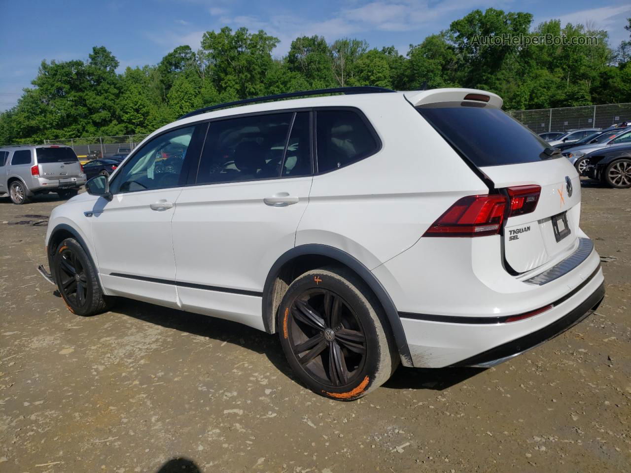 2019 Volkswagen Tiguan Se White vin: 3VV2B7AX5KM110891