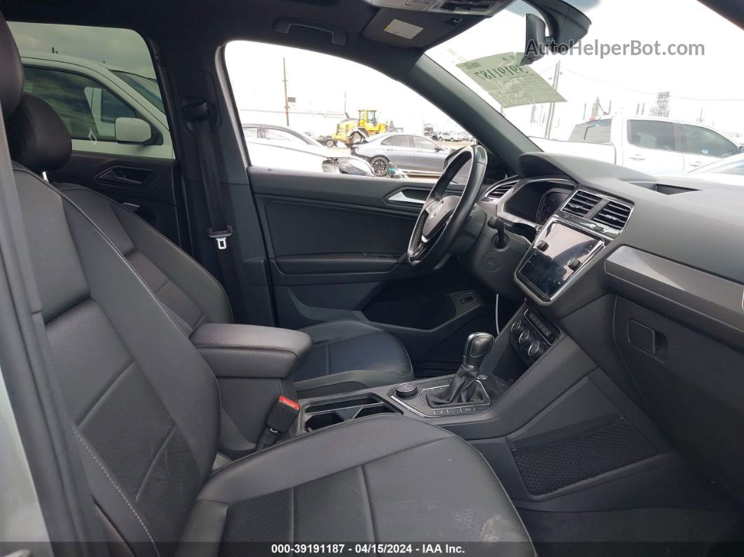 2019 Volkswagen Tiguan 2.0t Se/2.0t Sel/2.0t Sel R-line/2.0t Sel R-line Black Серый vin: 3VV2B7AX5KM111152