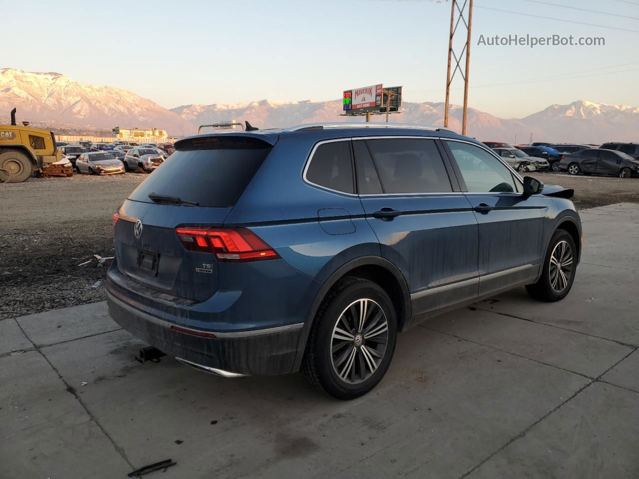 2018 Volkswagen Tiguan Se Blue vin: 3VV2B7AX6JM018767