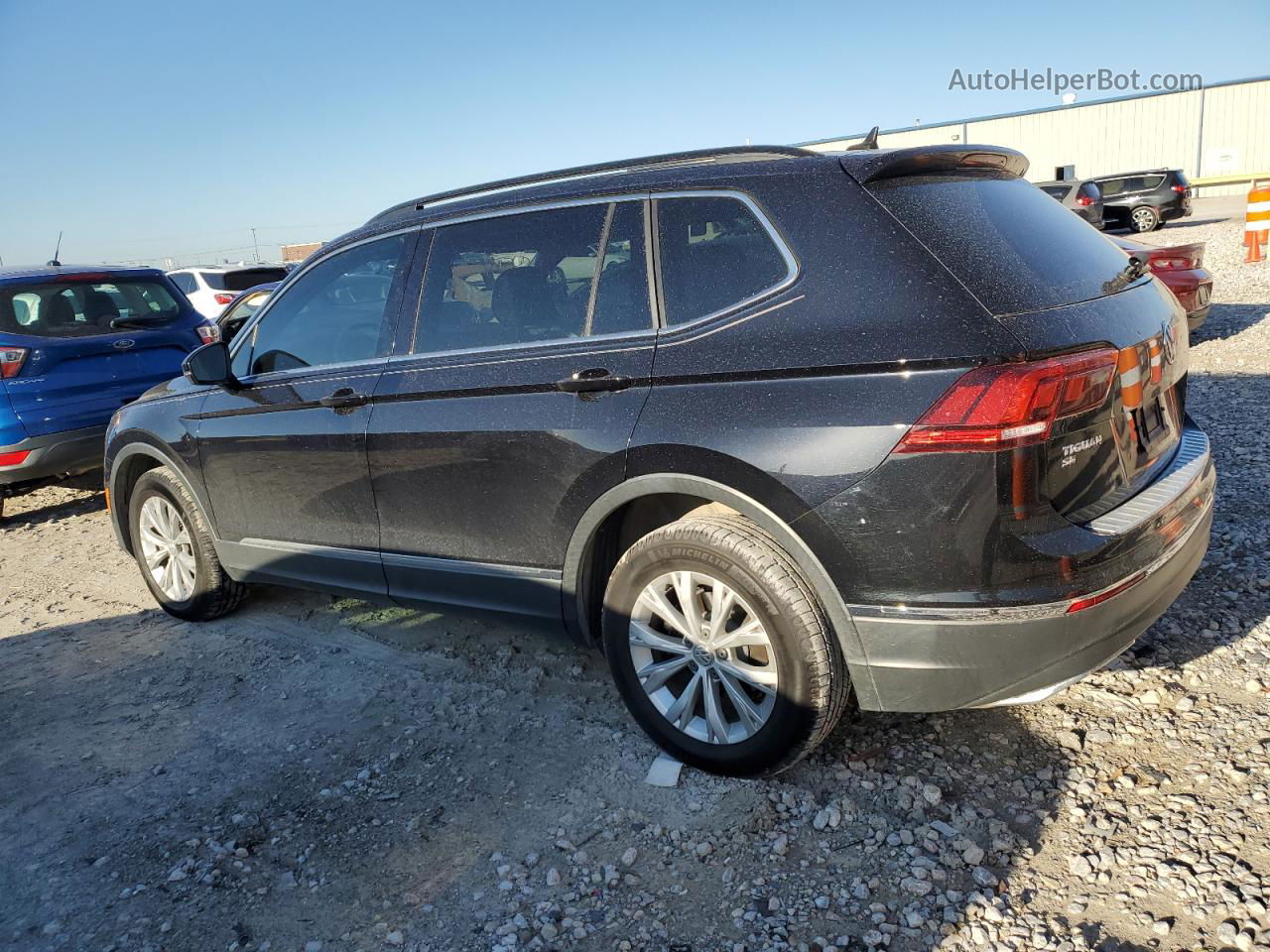 2018 Volkswagen Tiguan Se Black vin: 3VV2B7AX6JM057990