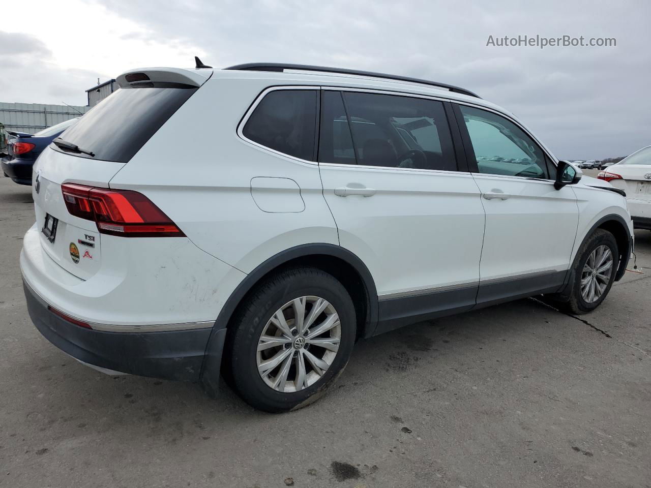 2018 Volkswagen Tiguan Se White vin: 3VV2B7AX6JM063630