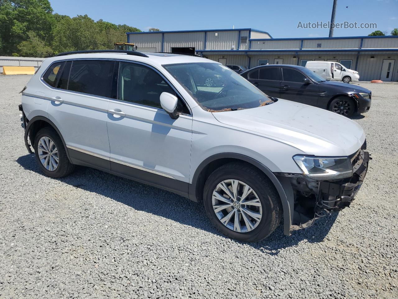 2018 Volkswagen Tiguan Se Белый vin: 3VV2B7AX6JM139640