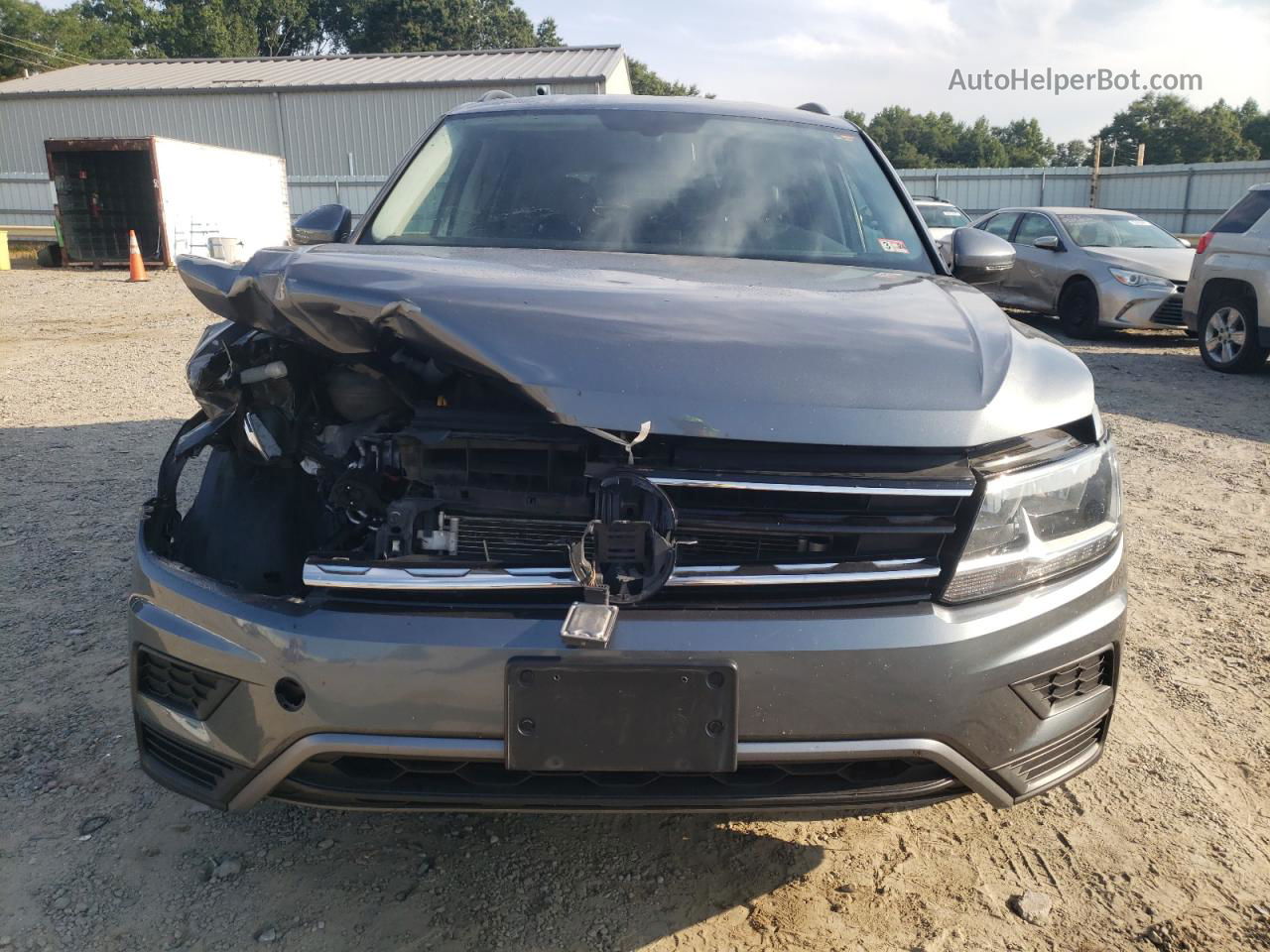 2018 Volkswagen Tiguan Se Gray vin: 3VV2B7AX6JM147673