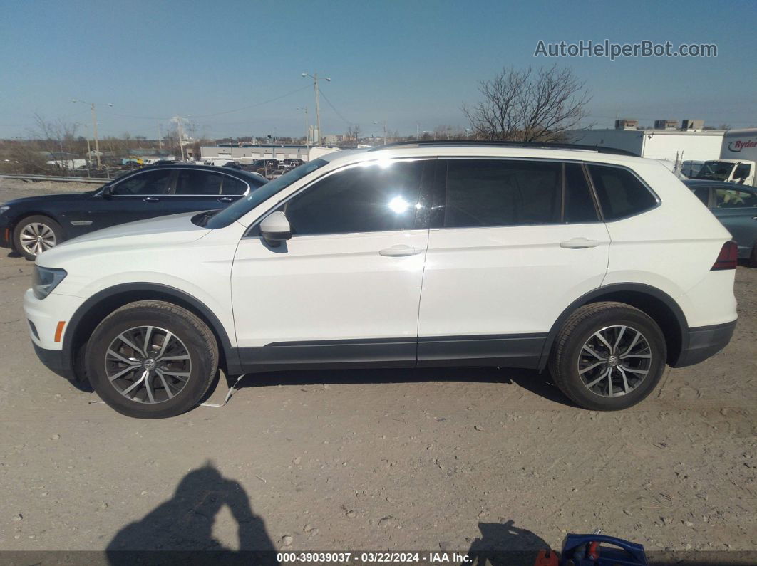 2019 Volkswagen Tiguan 2.0t Se/2.0t Sel/2.0t Sel R-line/2.0t Sel R-line Black White vin: 3VV2B7AX6KM088142