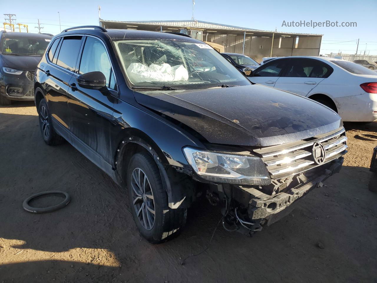 2019 Volkswagen Tiguan Se Черный vin: 3VV2B7AX6KM116697