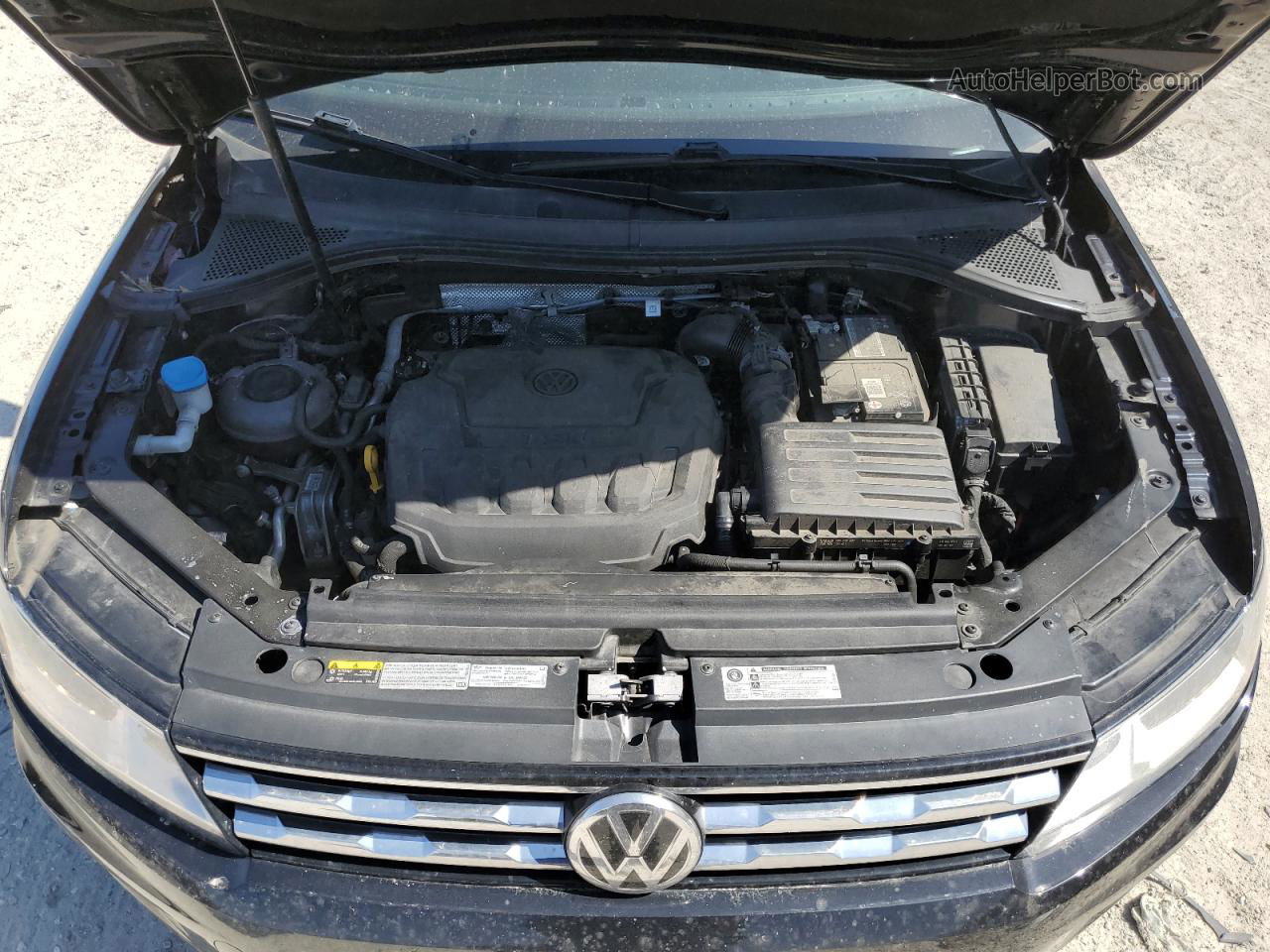 2019 Volkswagen Tiguan Se Black vin: 3VV2B7AX6KM138084