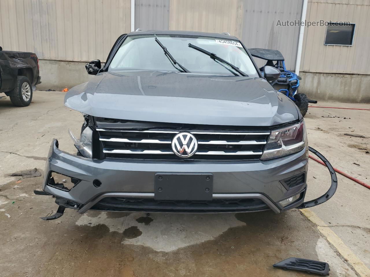 2018 Volkswagen Tiguan Se Gray vin: 3VV2B7AX7JM016025