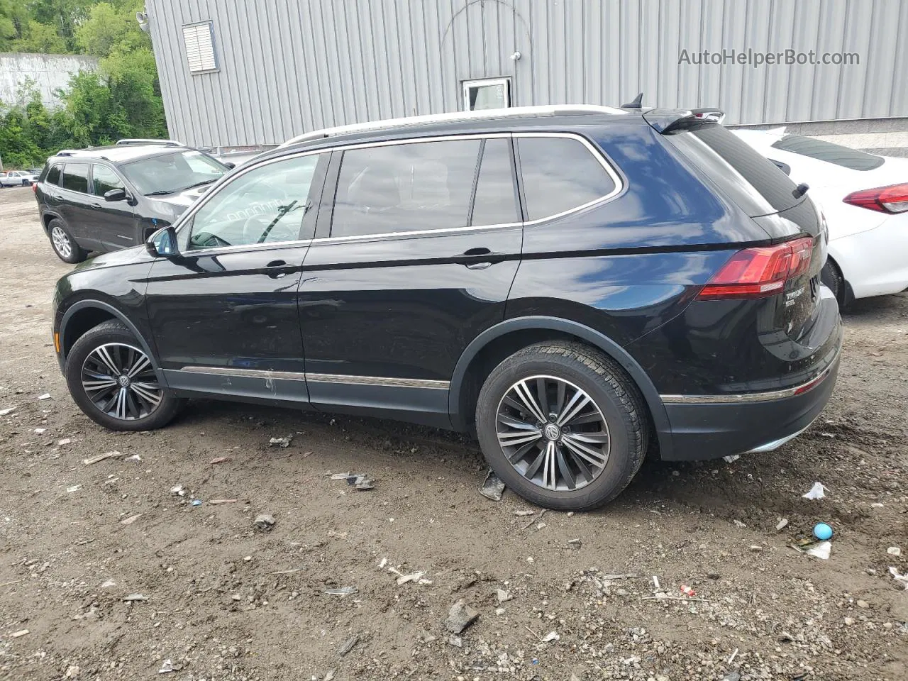 2018 Volkswagen Tiguan Se Черный vin: 3VV2B7AX7JM101642