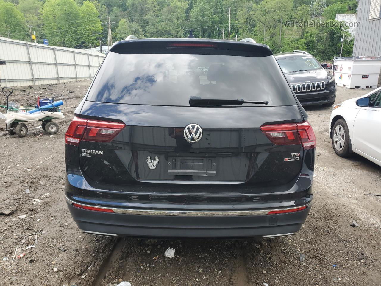 2018 Volkswagen Tiguan Se Черный vin: 3VV2B7AX7JM101642