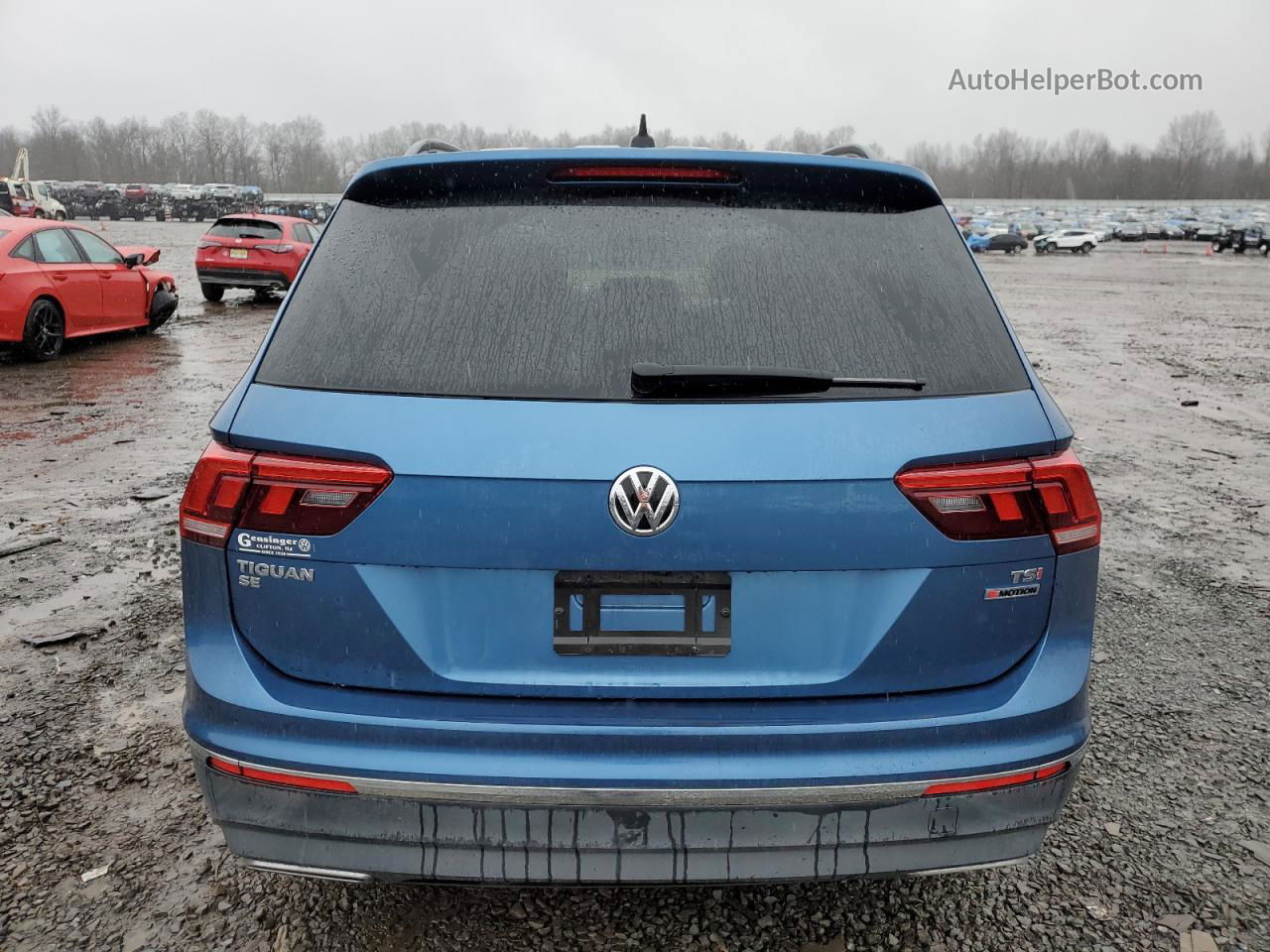 2018 Volkswagen Tiguan Se Синий vin: 3VV2B7AX7JM114360