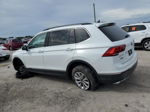 2018 Volkswagen Tiguan Se Белый vin: 3VV2B7AX7JM178950