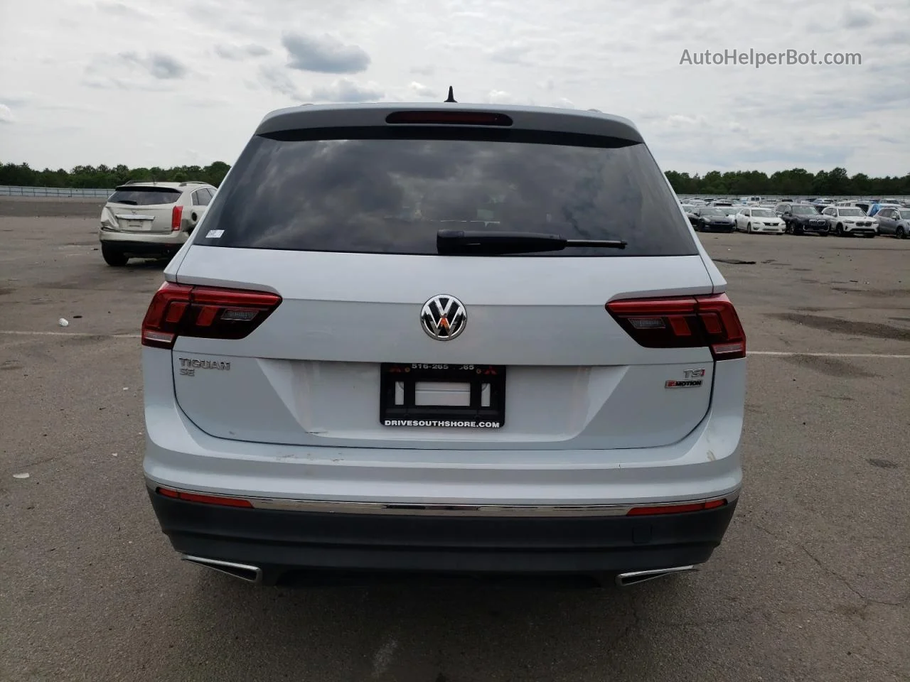 2018 Volkswagen Tiguan Se White vin: 3VV2B7AX7JM194193