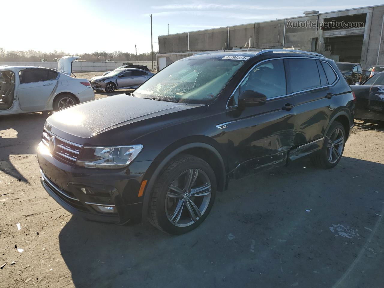 2018 Volkswagen Tiguan Se Black vin: 3VV2B7AX7JM200980