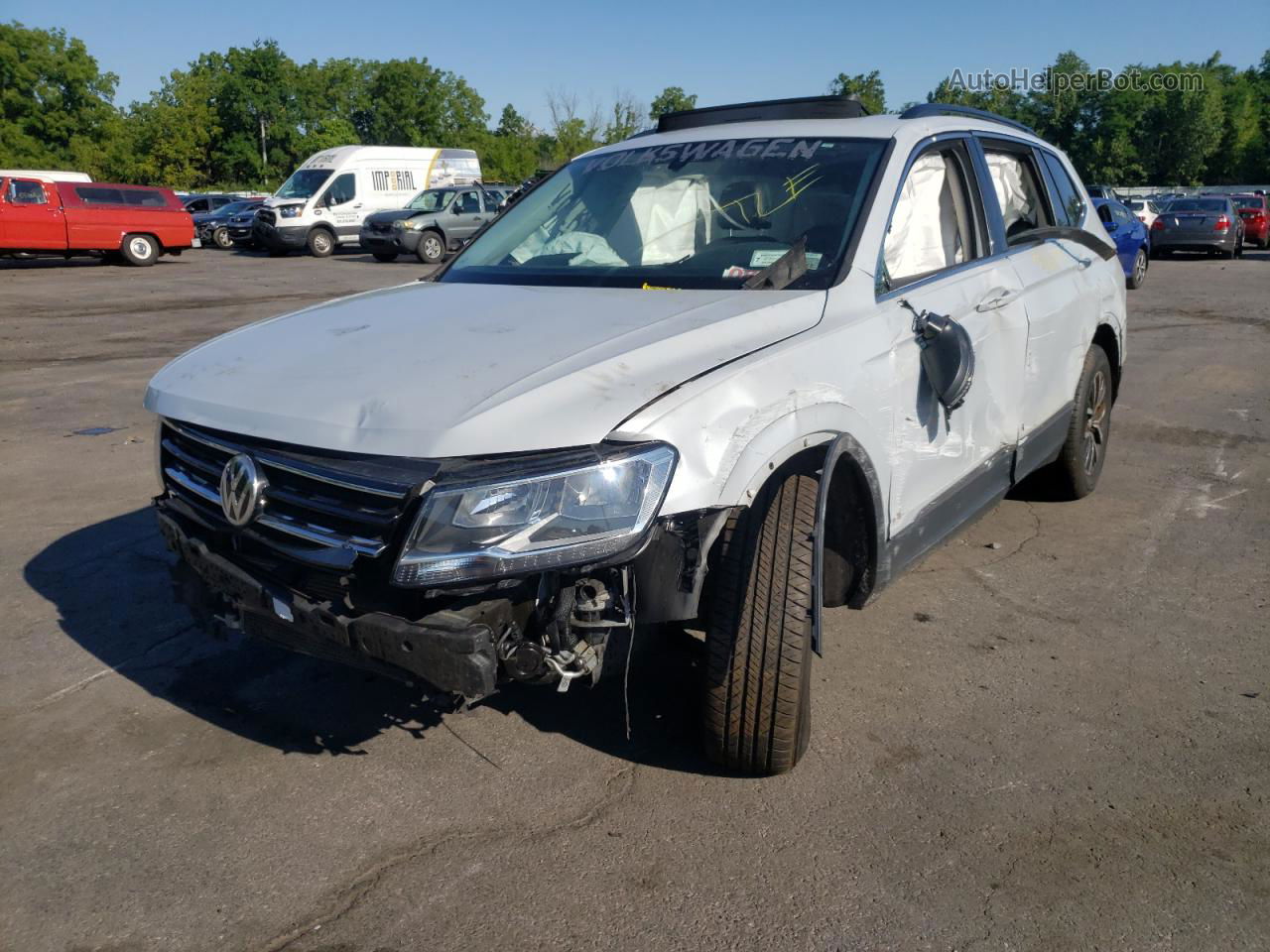 2018 Volkswagen Tiguan Se White vin: 3VV2B7AX7JM217133