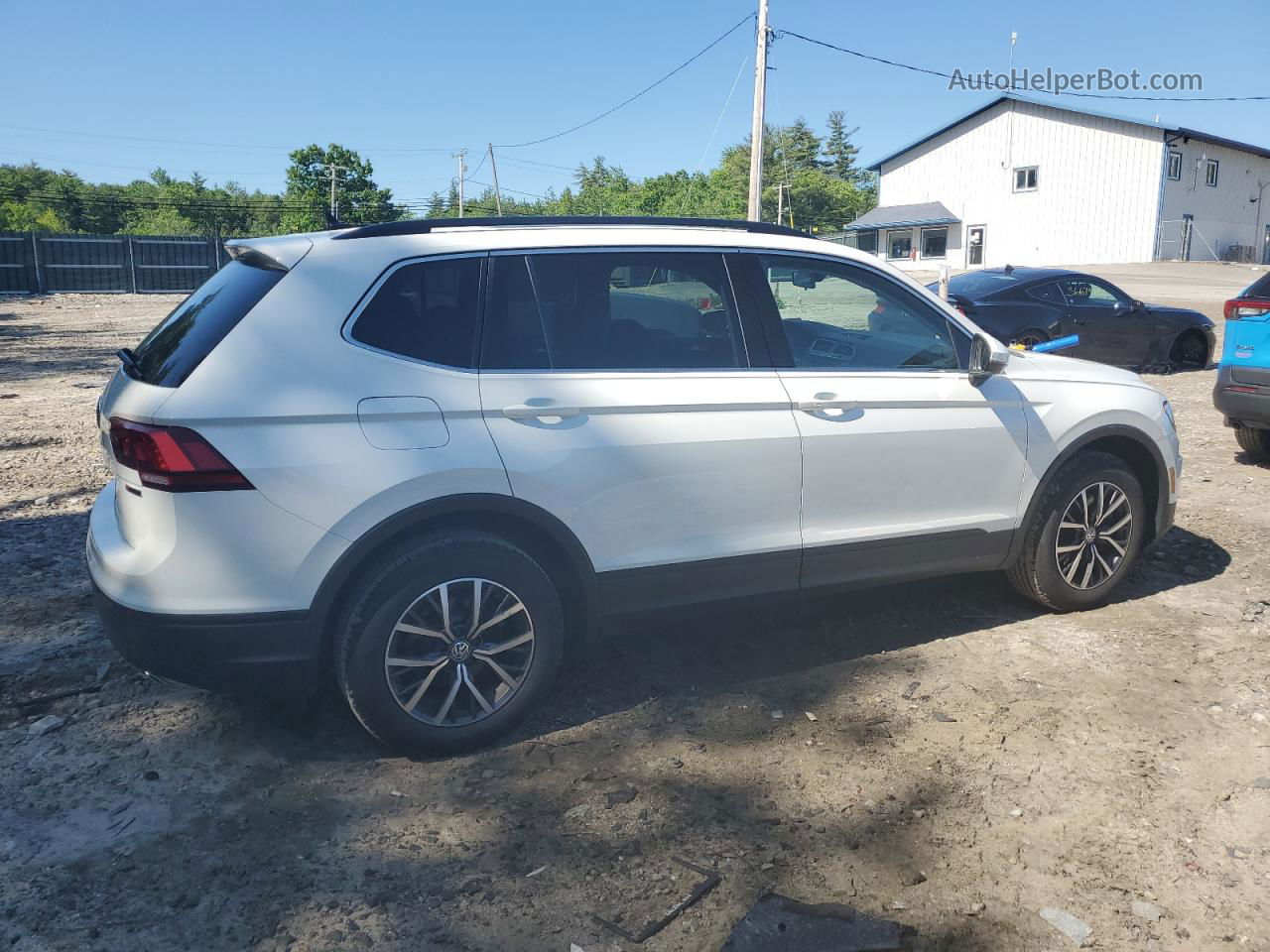 2019 Volkswagen Tiguan Se White vin: 3VV2B7AX7KM101397