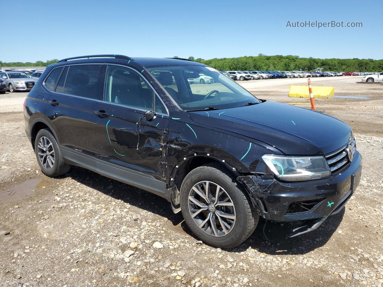 2019 Volkswagen Tiguan Se Black vin: 3VV2B7AX7KM193420