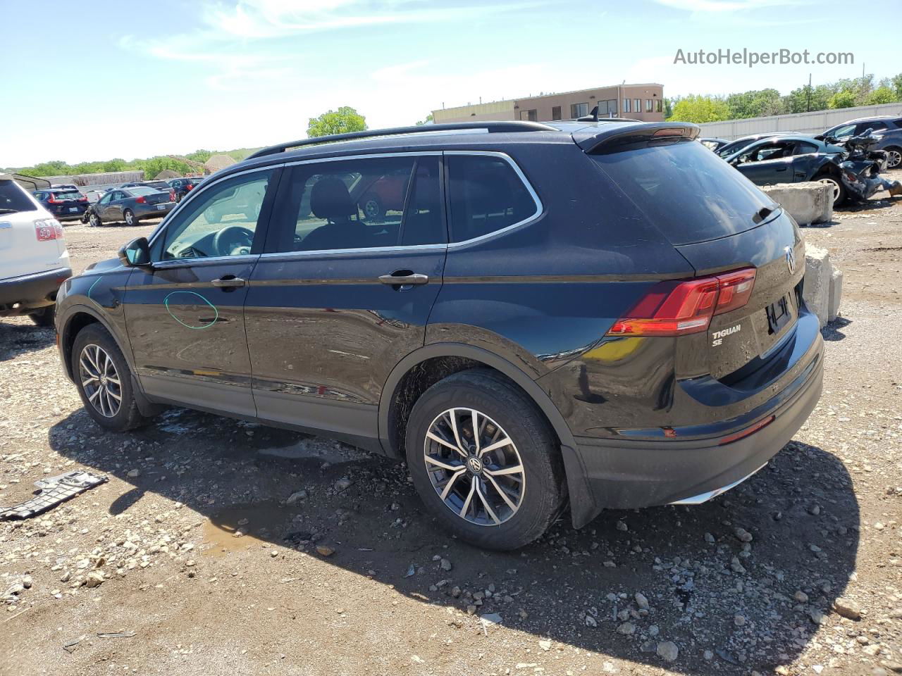 2019 Volkswagen Tiguan Se Черный vin: 3VV2B7AX7KM193420