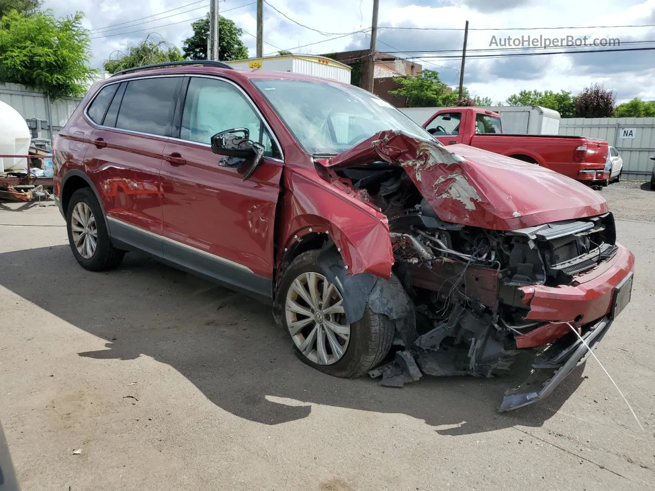 2018 Volkswagen Tiguan Se Red vin: 3VV2B7AX8JM040057