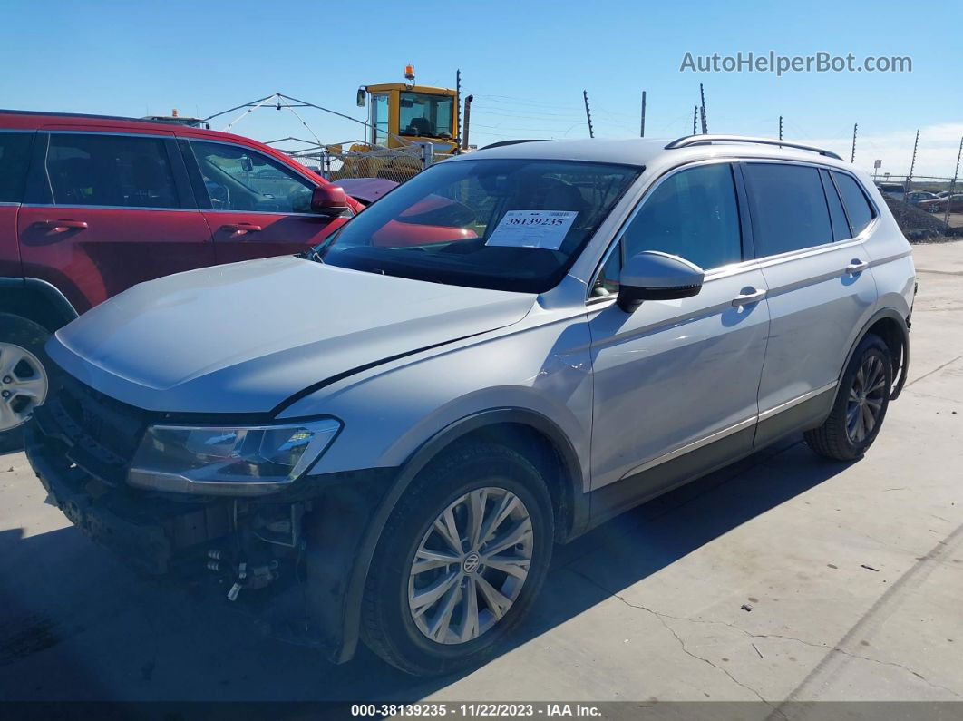 2018 Volkswagen Tiguan 2.0t Sel/2.0t Se White vin: 3VV2B7AX8JM074211