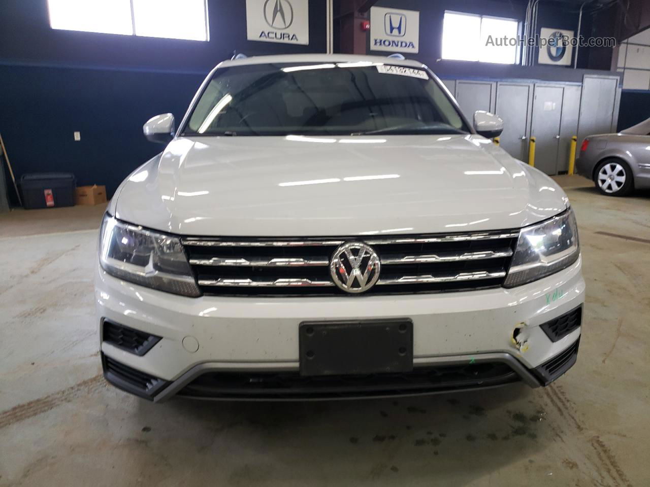 2018 Volkswagen Tiguan Se White vin: 3VV2B7AX8JM124573