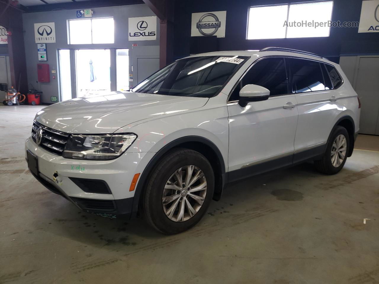 2018 Volkswagen Tiguan Se White vin: 3VV2B7AX8JM124573