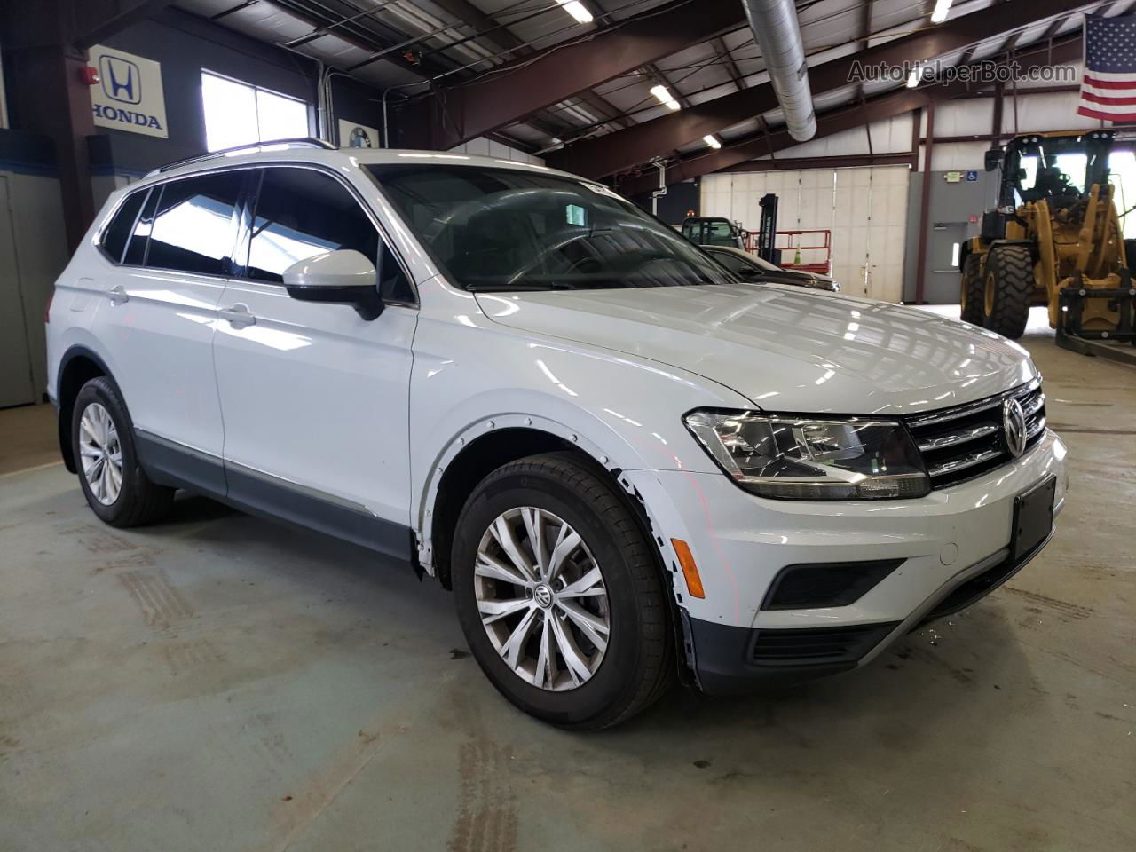 2018 Volkswagen Tiguan Se White vin: 3VV2B7AX8JM124573