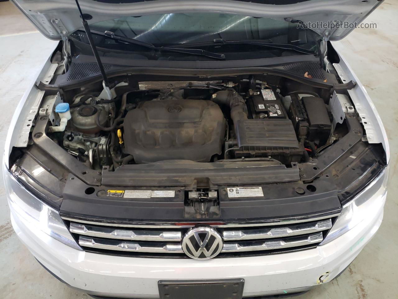 2018 Volkswagen Tiguan Se White vin: 3VV2B7AX8JM124573
