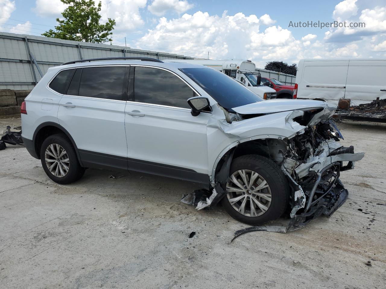 2019 Volkswagen Tiguan Se Gray vin: 3VV2B7AX8KM068863