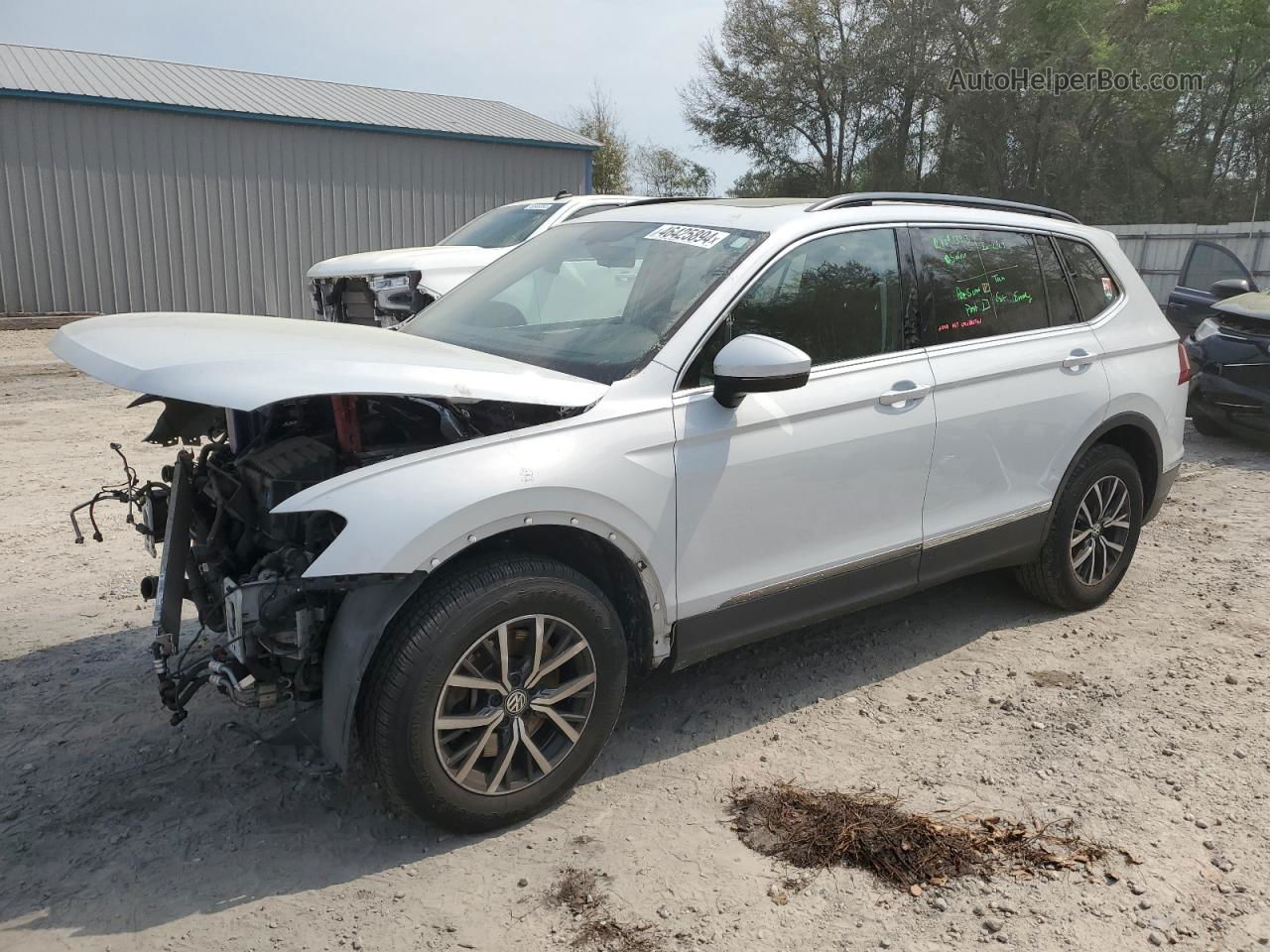 2018 Volkswagen Tiguan Se White vin: 3VV2B7AX9JM197290