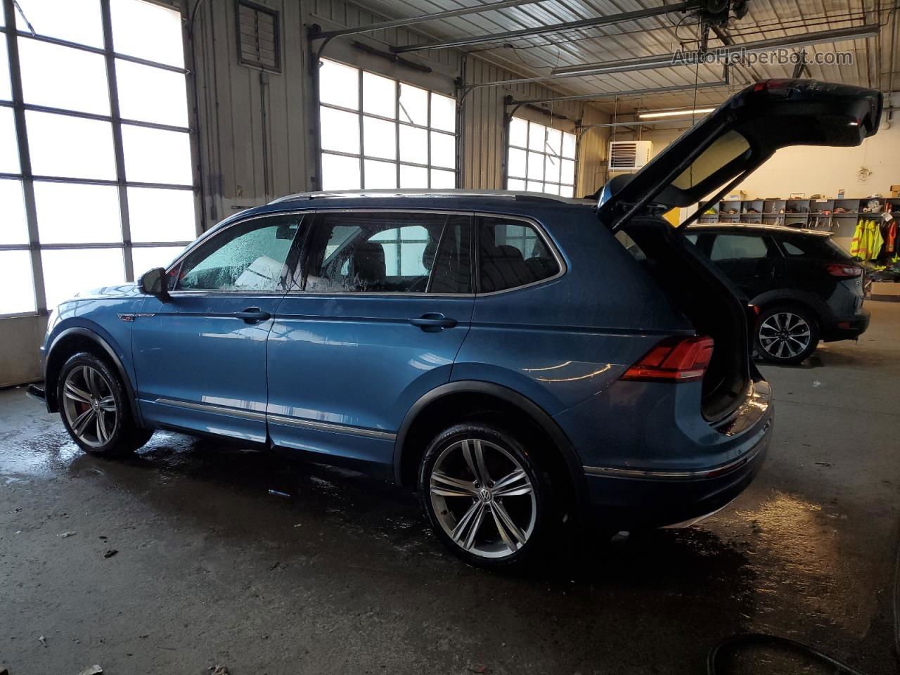 2019 Volkswagen Tiguan Se Blue vin: 3VV2B7AX9KM017369