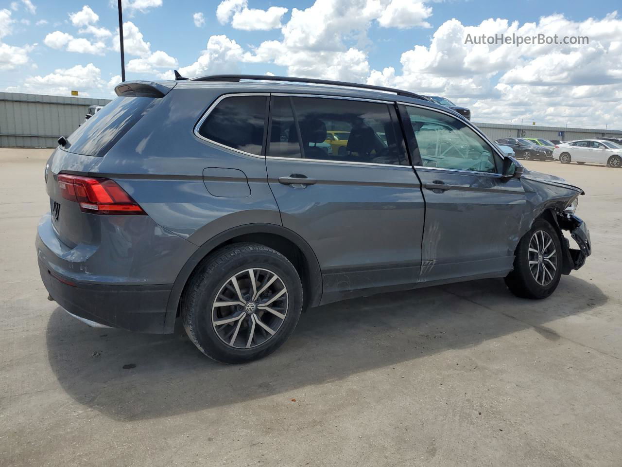 2019 Volkswagen Tiguan Se Gray vin: 3VV2B7AX9KM072002