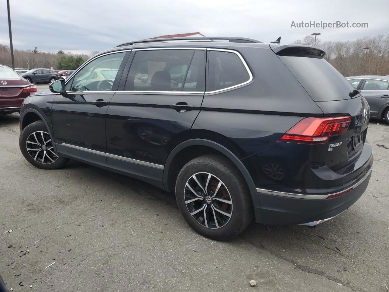 2021 Volkswagen Tiguan Se Черный vin: 3VV2B7AX9MM038466